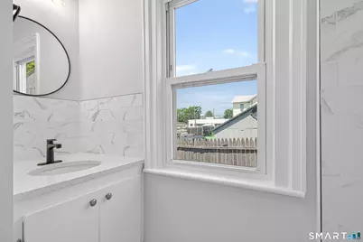 38 White Street, Bridgeport, CT 06610 - Photo 15