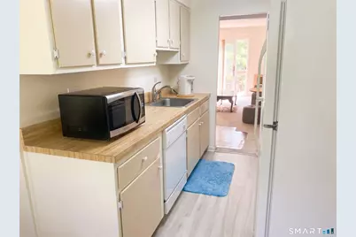 97-99 Park Avenue #72, Danbury, CT 06810 - Photo 3