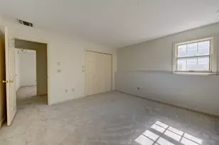 84 Founders Village, Clinton, CT 06413 - Photo 17