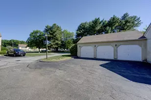 84 Founders Village, Clinton, CT 06413 - Photo 9