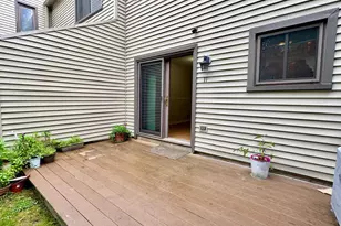 1 Horizon Dr, Norwalk, CT 06854 - Photo 9