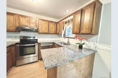 1 Horizon Drive #11, Norwalk, CT 06854 - Photo 7