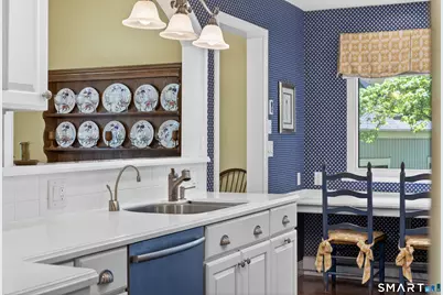 289 Heritage Village #E, Southbury, CT 06488 - Photo 5