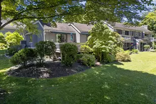 289 Heritage Vlg, Southbury, CT 06488 - Photo 35
