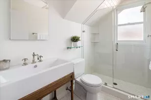 64 Ocean Dr E, Stamford, CT 06902 - Photo 25