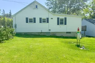36 Jennings St, Norwich, CT 06360 - Photo 3