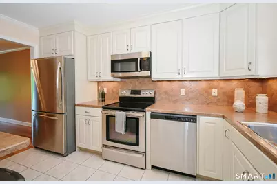 201 Pierremount Avenue #D, New Britain, CT 06051 - Photo 19