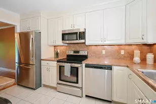 201 Pierremount Ave, New Britain, CT 06051 - Photo 19