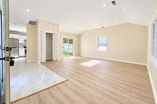 39 Sodom Ln, Derby, CT 06418 - Photo 3