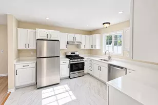 39 Sodom Ln, Derby, CT 06418 - Photo 5