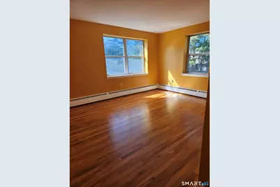 106 Oakwood Avenue #B3, West Hartford, CT 06119 - Photo 9