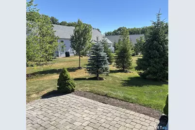 11 Bleeker Circle #11, North Haven, CT 06473 - Photo 37