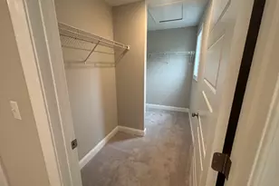 11 Bleeker Cir, North Haven, CT 06473 - Photo 23