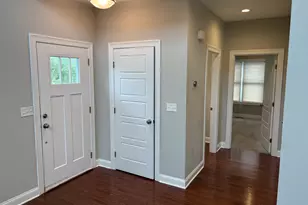 11 Bleeker Cir, North Haven, CT 06473 - Photo 15