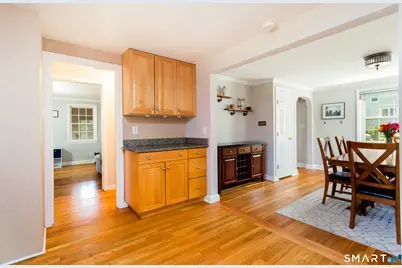 5 Woods End Road, Stamford, CT 06905 - Photo 9