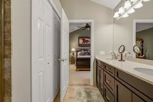 1404 Cypress Dr, Danbury, CT 06811 - Photo 29