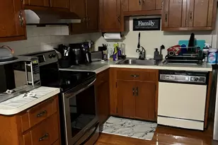 315 Congress Ave, Waterbury, CT 06708 - Photo 7