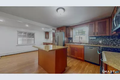 82 Carver Street, New Britain, CT 06053 - Photo 7