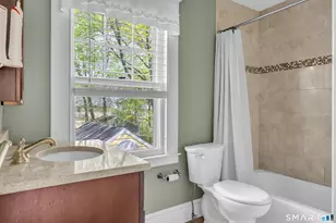 27 Ardmore St, Hamden, CT 06517 - Photo 31