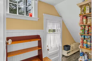 27 Ardmore St, Hamden, CT 06517 - Photo 23