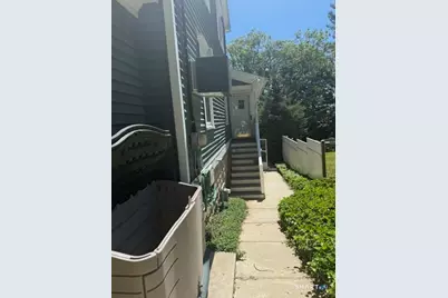 90 Clearview Avenue, Stamford, CT 06907 - Photo 5