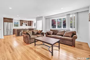 46 Waller Rd, Bridgeport, CT 06606 - Photo 5