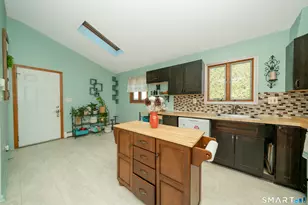 660 Hillside Ave, Hartford, CT 06106 - Photo 13