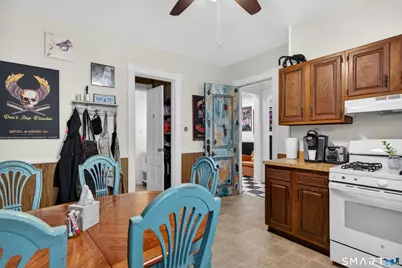 832 State Street #2nd floor rear, New Haven, CT 06511 - Photo 5