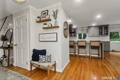 145 Beacon Hill Drive, West Hartford, CT 06117 - Photo 17
