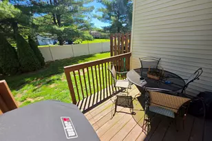 25 Robin Brook Dr, Newington, CT 06111 - Photo 11