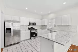 78 Village Ct, Wilton, CT 06897 - Photo 7