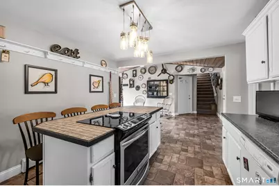 55 Spruceland Road, Enfield, CT 06082 - Photo 5