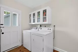 36 Pearl St, Groton, CT 06355 - Photo 13