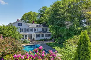 36 Pearl St, Groton, CT 06355 - Photo 1