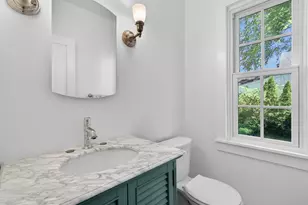 36 Pearl St, Groton, CT 06355 - Photo 27