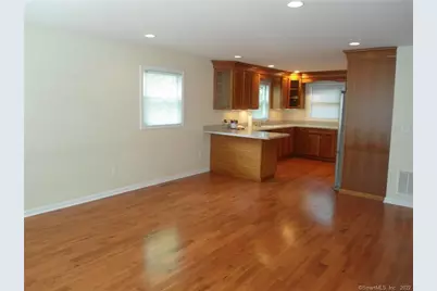 3 Willow Street, Milford, CT 06460 - Photo 3