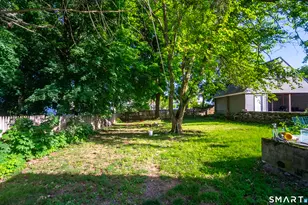 37-39 Freeman St, Hartford, CT 06114 - Photo 5