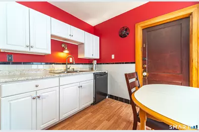 37-39 Freeman Street, Hartford, CT 06114 - Photo 11