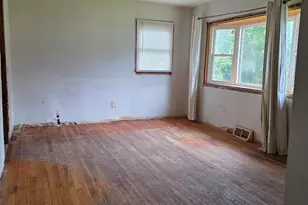 60 Charles St, Meriden, CT 06451 - Photo 5