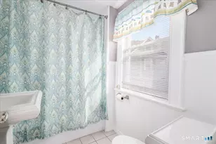 295 Nichols Ave, Stratford, CT 06614 - Photo 25