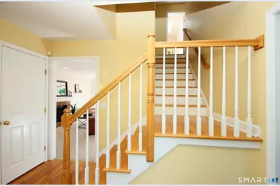 4 Meadow Road, Newtown, CT 06470 - Photo 5