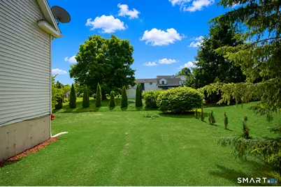 4 Meadow Road, Newtown, CT 06470 - Photo 35