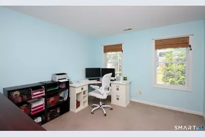 4 Meadow Road, Newtown, CT 06470 - Photo 27