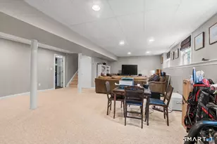 34 River Highlands Dr, Milford, CT 06461 - Photo 21