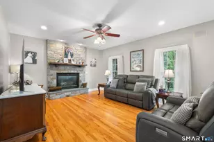 34 River Highlands Dr, Milford, CT 06461 - Photo 5