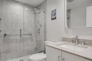 140 Beachview Ave, Bridgeport, CT 06605 - Photo 21