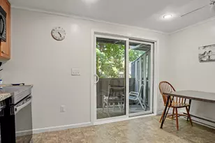 140 Beachview Ave, Bridgeport, CT 06605 - Photo 11