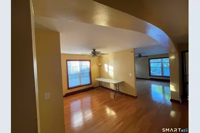 11 Button Street, New Haven, CT 06519 - Photo 15