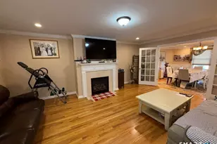 17 Mourning Dove Cir, New Haven, CT 06513 - Photo 17