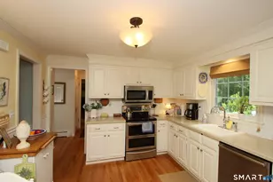 49 Hammonassett Meadows Rd, Madison, CT 06443 - Photo 5